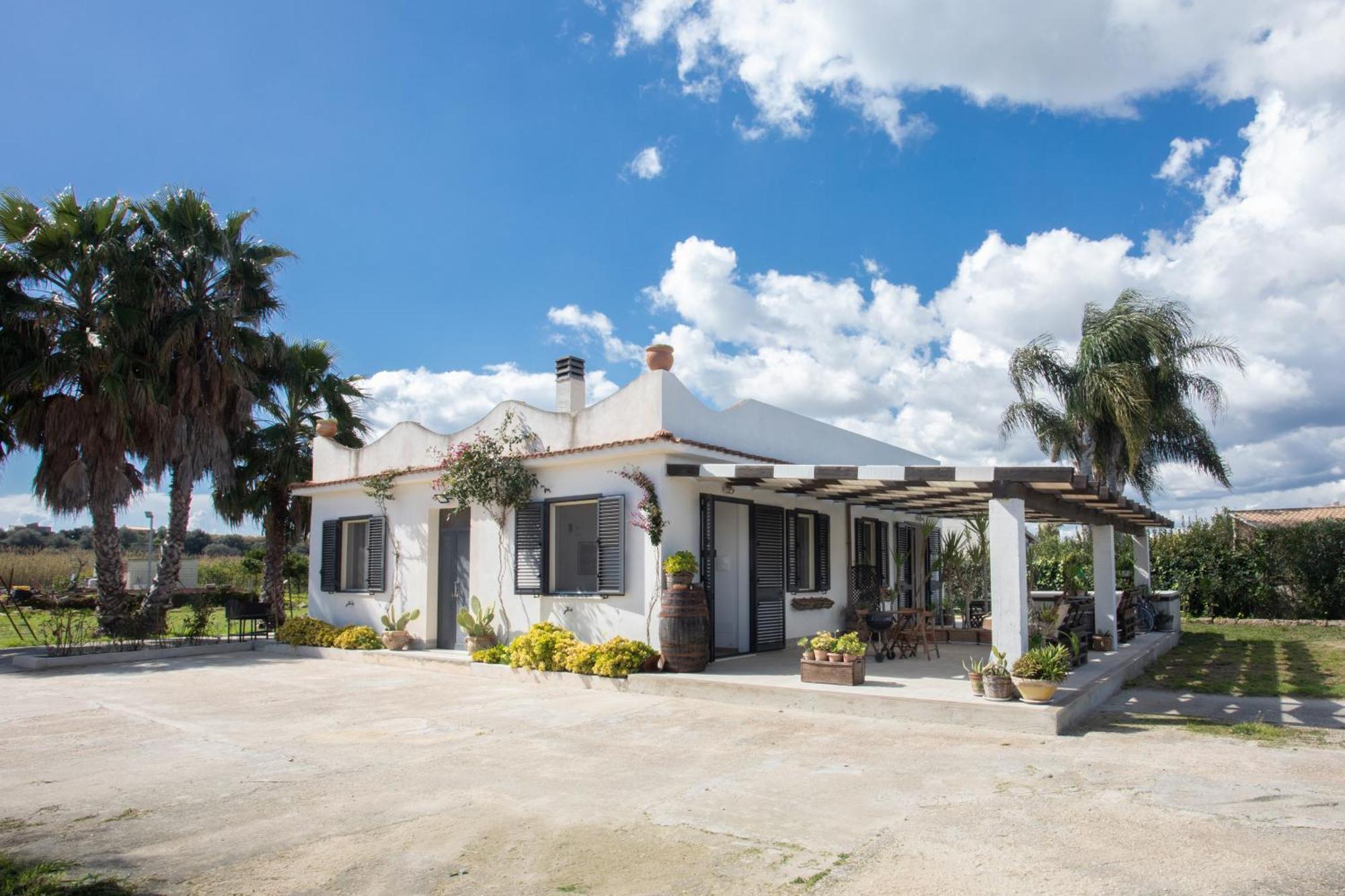 Beb Nonno Baffo Bed & Breakfast Avola Exterior photo